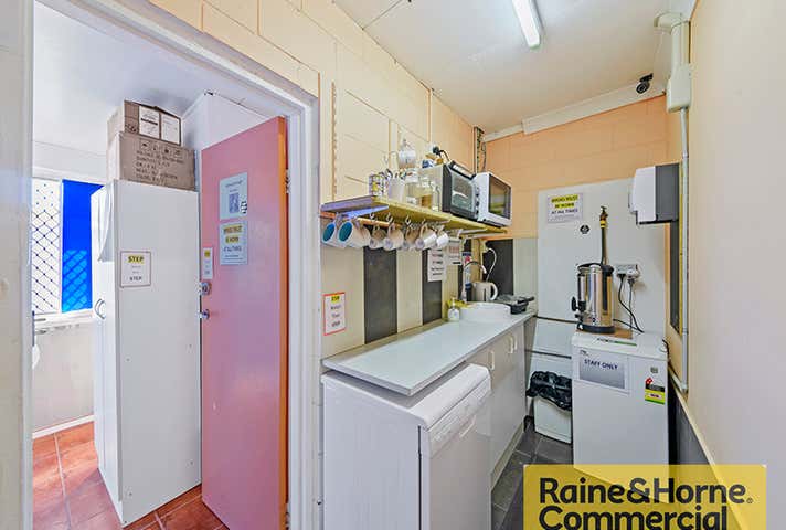 1/26 Huntington Street Clontarf QLD 4019 - Image 7