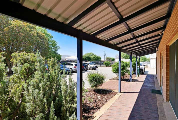 21 Sorbonne Crescent Canning Vale WA 6155 - Image 20