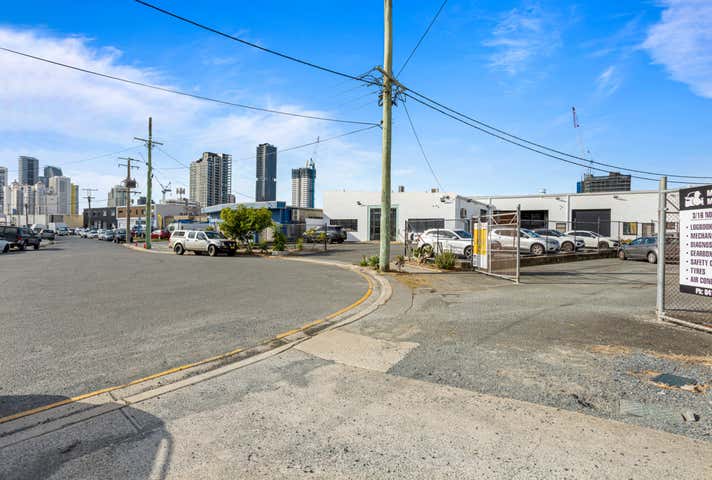 2/16 Northview Street Mermaid Waters QLD 4218 - Image 8