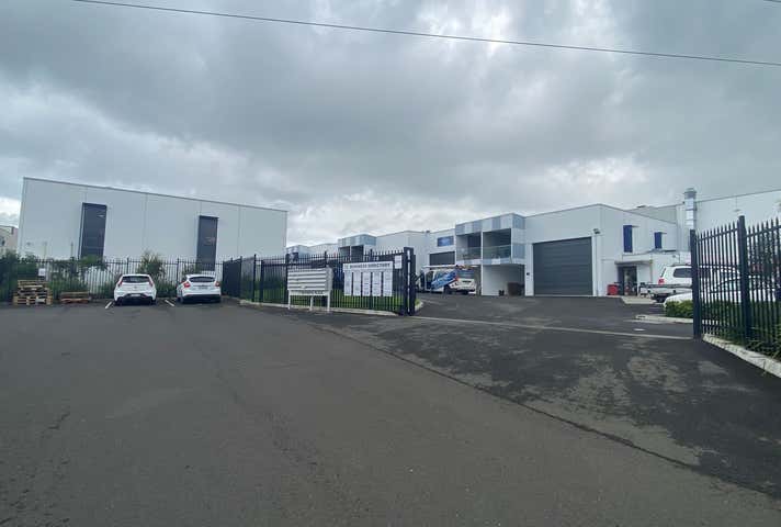 6/7 Waynote Place Unanderra NSW 2526 - Image 10