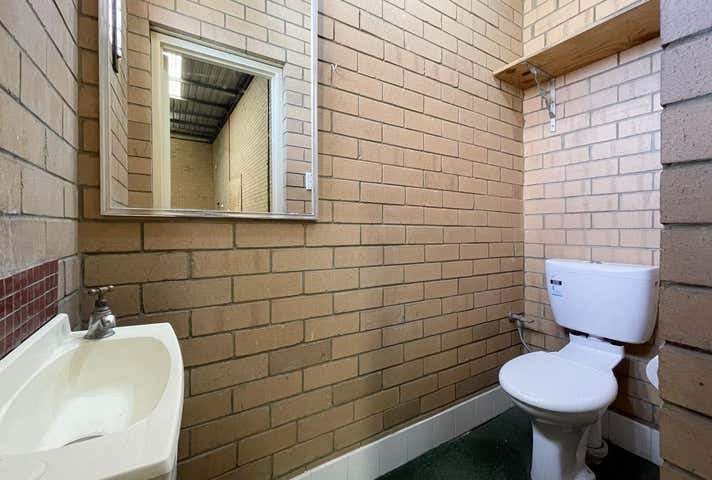 Unit 4, 33 Buckingham Drive Wangara WA 6065 - Image 8