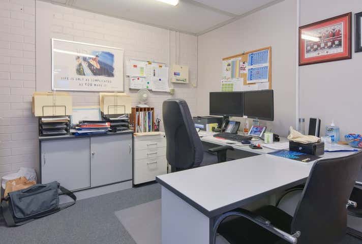 1& 2 219 Railway Ave Kelmscott WA 6111 - Image 2