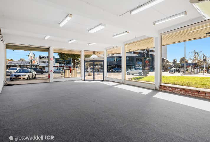 62 Kingsway Glen Waverley VIC 3150 - Image 2