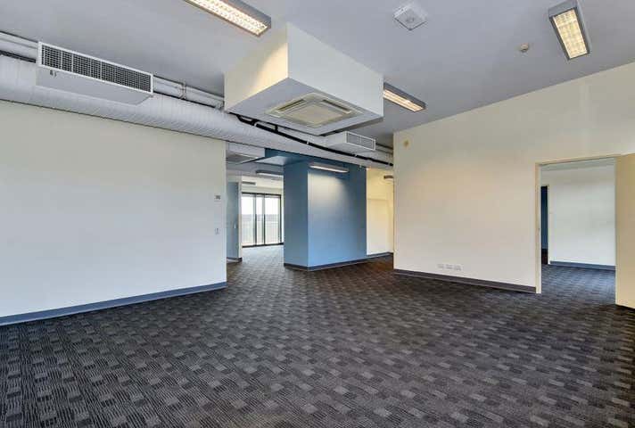 19 Kitchener Drive Darwin City NT 0800 - Image 6