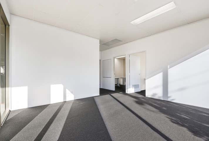 2/3 Nicklin Way Minyama QLD 4575 - Image 5