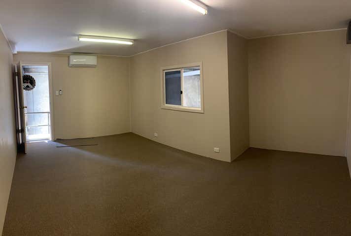 1/14 Parkinson Lane Kardinya WA 6163 - Image 12