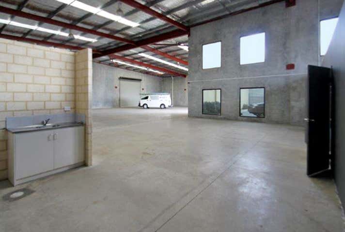 79 Furniss Road Landsdale WA 6065 - Image 14