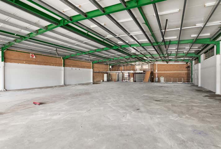 2 & 3, 9 Northmall Rutherford NSW 2320 - Image 5