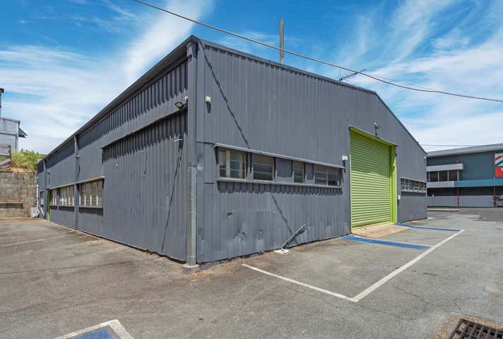 Shop 2, 230 Brisbane Street West Ipswich QLD 4305 - Image 1