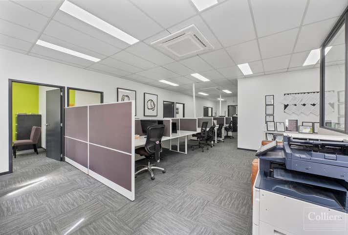 2/108 Charters Towers Road Hermit Park QLD 4812 - Image 3