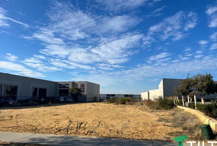 35 Amesbury Loop Butler WA 6036 - Image 4