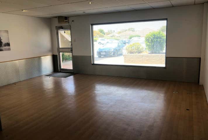 8/215-217 Grand Promenade Bedford WA 6052 - Image 8