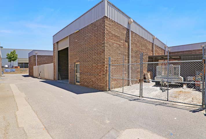 2/11 Anvil Way Welshpool WA 6106 - Image 11