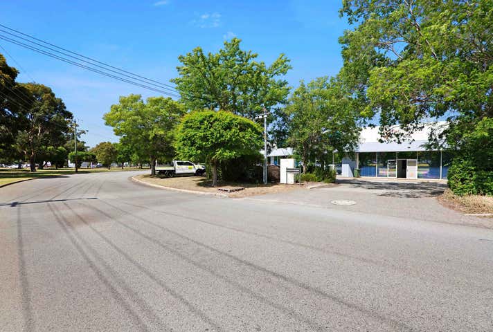 6/13-17 Sorbonne Crescent Canning Vale WA 6155 - Image 18