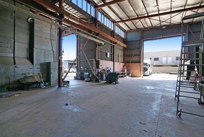 9 Fairbrother Street Belmont WA 6104 - Image 5