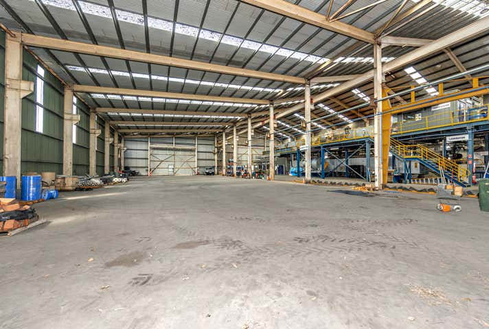 6 Sandpiper Close Kooragang NSW 2304 - Image 9