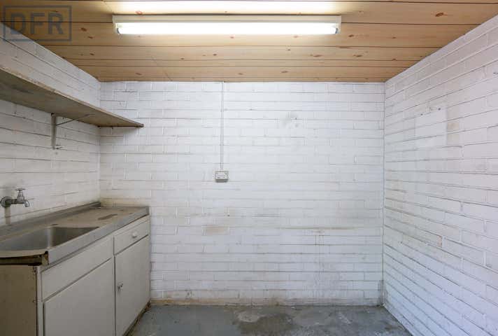 26 Tydeman Road North Fremantle WA 6159 - Image 19