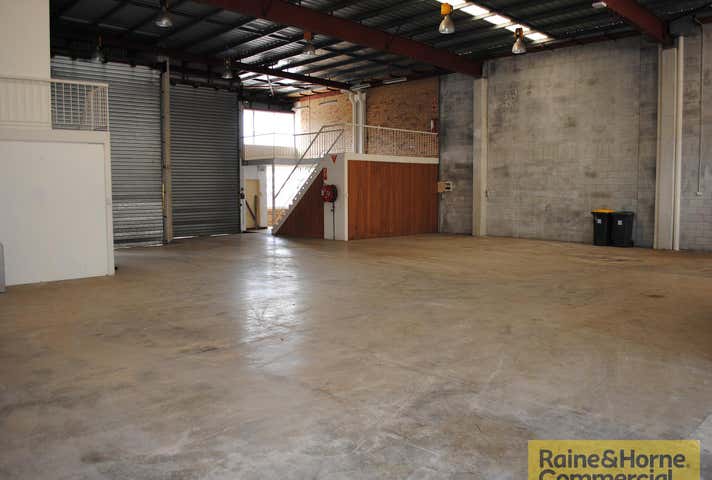 33 Ferrier Road Narangba QLD 4504 - Image 10