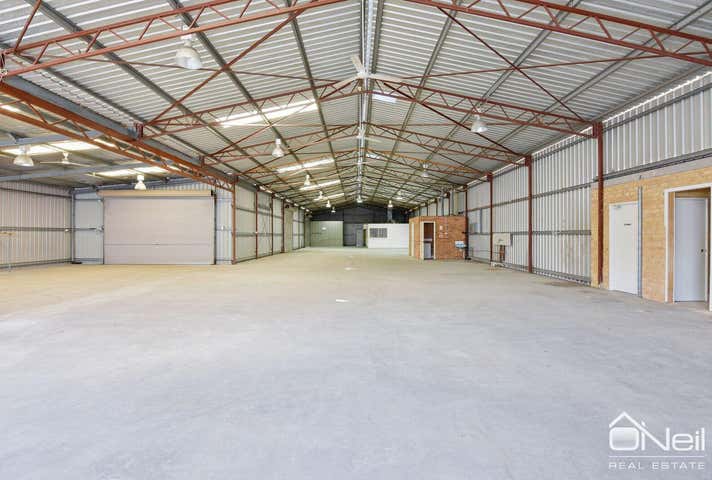 10 Brant Road Kelmscott WA 6111 - Image 6