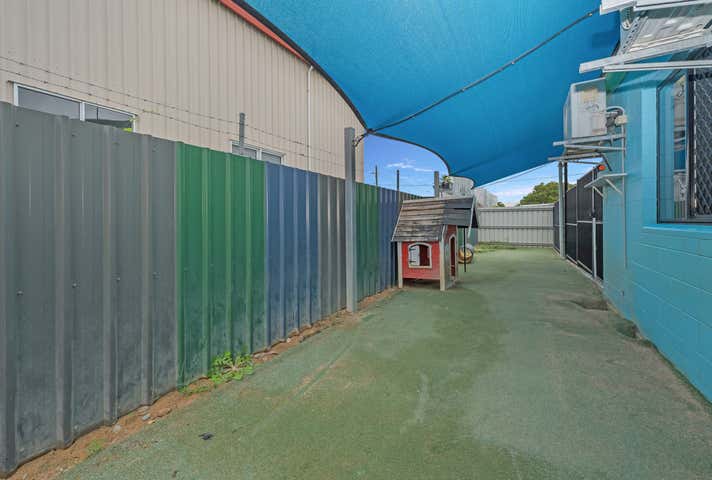 2/251 Ingham Road Garbutt QLD 4814 - Image 11
