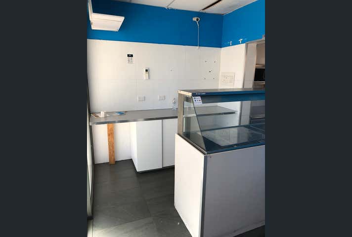 2/153 Canna Drive Canning Vale WA 6155 - Image 2