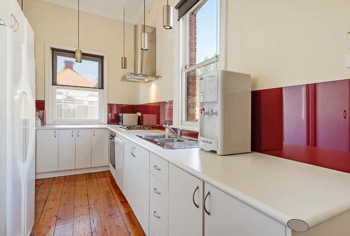 St Kilda VIC 3182 - Image 8