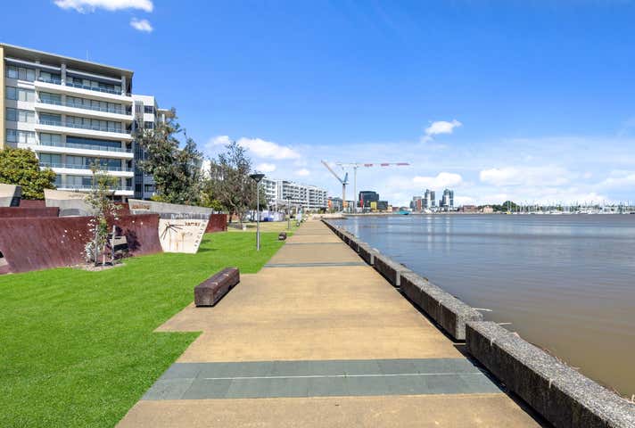 Shop 4, 15-17 Honeysuckle Drive Newcastle NSW 2300 - Image 5