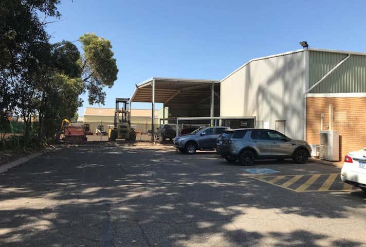 33 Rothschild Place Midvale WA 6056 - Image 5