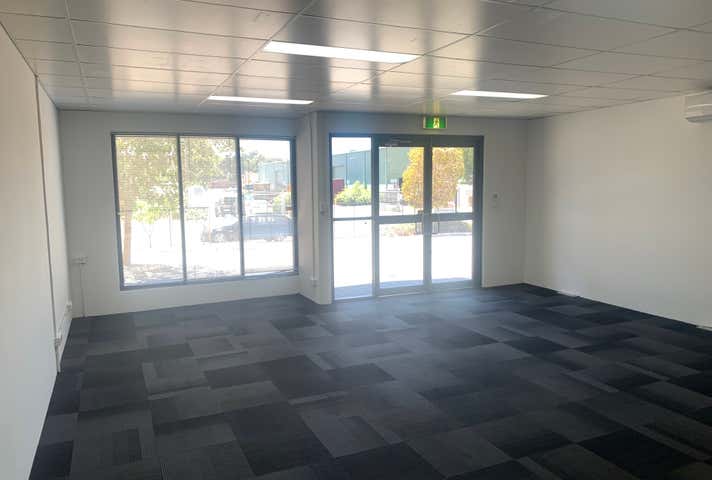 5 Furniss Road Darch WA 6065 - Image 4