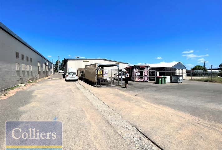 2/199 Ingham Road West End QLD 4810 - Image 15