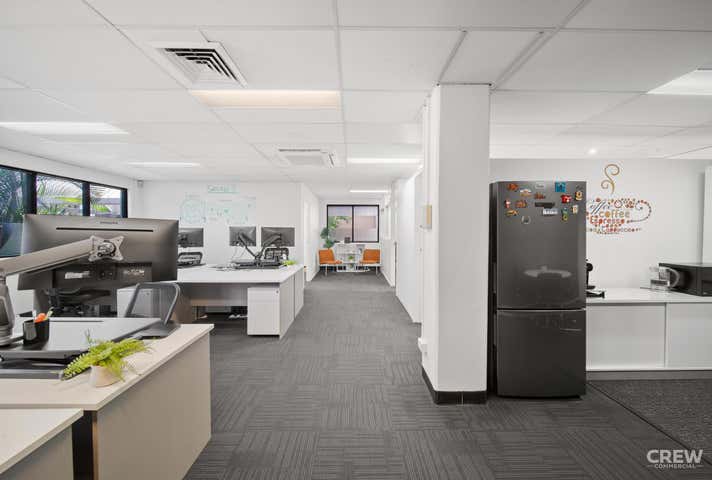 109 Upton Street Bundall QLD 4217 - Image 30