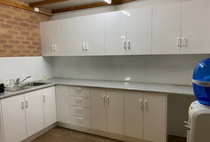 2/160-162 Bannister Road Canning Vale WA 6155 - Image 11