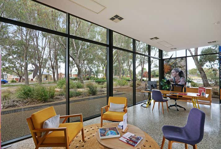 1 Landings Boulevard Coodanup WA 6210 - Image 10