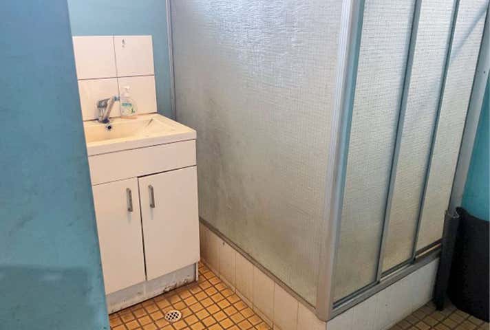 57 Attwell Street Landsdale WA 6065 - Image 16