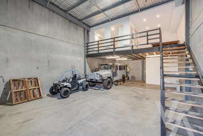 3/1 Saltspray Close Redhead NSW 2290 - Image 2