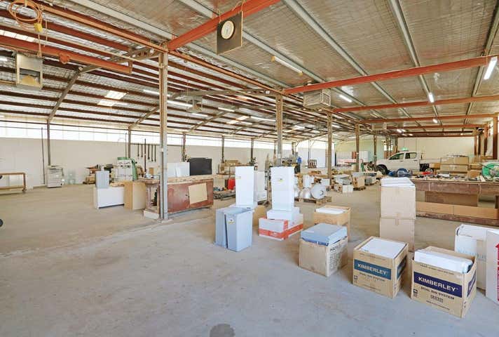 19 Stebbing Road Maddington WA 6109 - Image 15