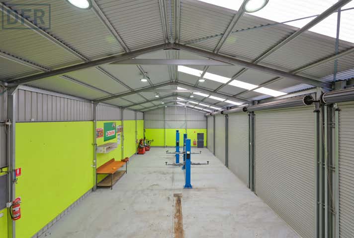 2 Dalloway Road Port Kennedy WA 6172 - Image 17