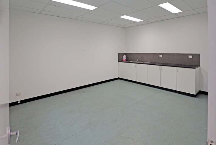 21 Colin Jamieson Drive Welshpool WA 6106 - Image 16