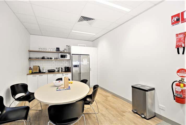 203/120 Bay Street Port Melbourne VIC 3207 - Image 9