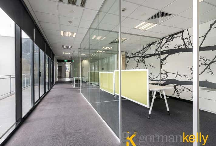 Level 2, 21 Shierlaw Avenue Canterbury VIC 3126 - Image 5