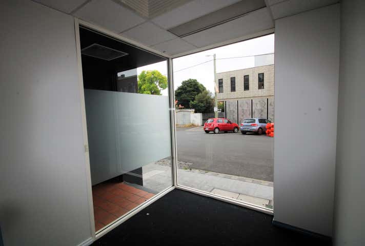 5/378 Glenhuntly Road (AKA 1A Carre St) Elsternwick VIC 3185 - Image 3