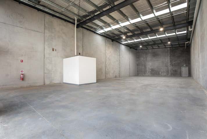 29 Ravenhall Way Ravenhall VIC 3023 - Image 12