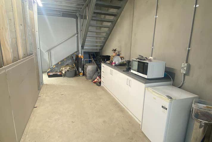 18/7 Waynote Place Unanderra NSW 2526 - Image 8