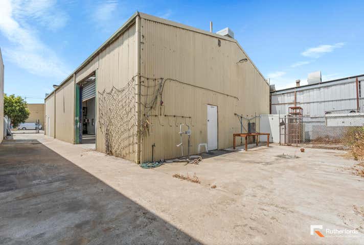 57 Cromer Avenue Sunshine North VIC 3020 - Image 8