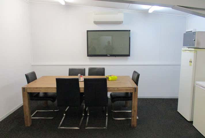 11-21 Tingira Street Portsmith QLD 4870 - Image 6