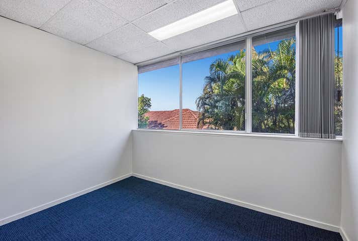 1 / 29 Woodstock Road Toowong QLD 4066 - Image 3