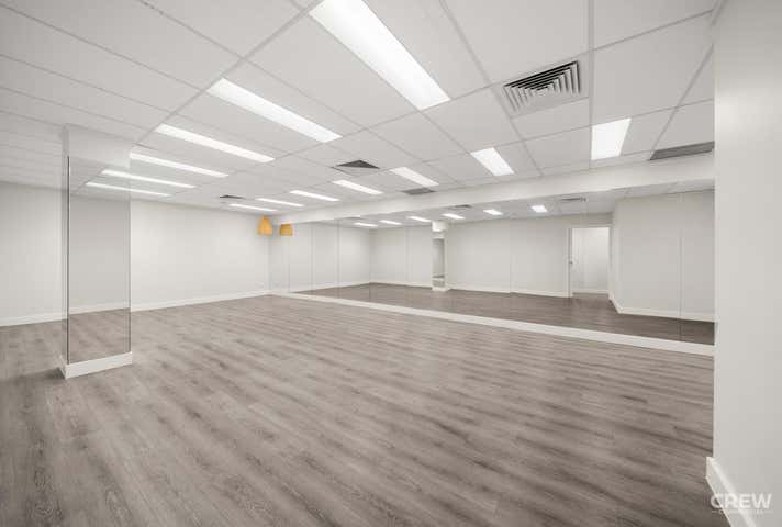 109 Upton Street Bundall QLD 4217 - Image 13