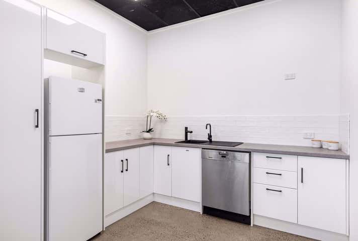 Shop 4, 15-17 Honeysuckle Drive Newcastle NSW 2300 - Image 3