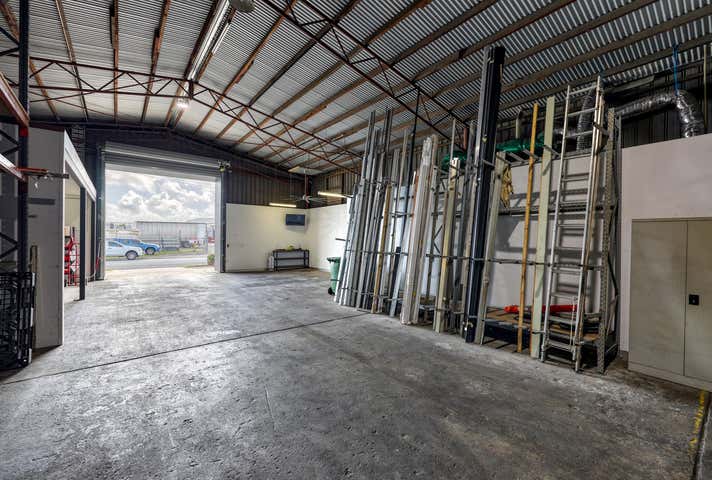 19 Ogden Street Bungalow QLD 4870 - Image 12