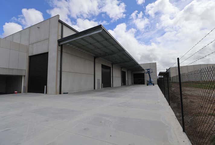 24 Link Road Pakenham VIC 3810 - Image 13